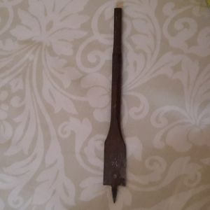 Pahlavi knitting accessories